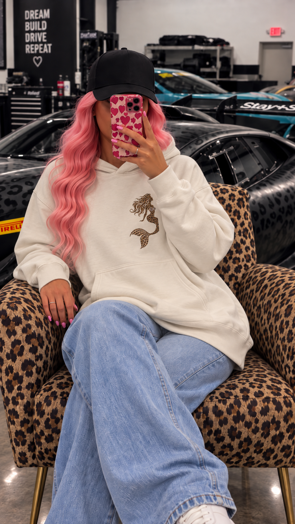 Unisex Mainstreet Heavyweight Hooded Sweatshirt